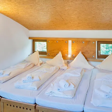 Naturfreundehaus Bodensee 3* ラドルフツェル・アム・ボーデンゼー